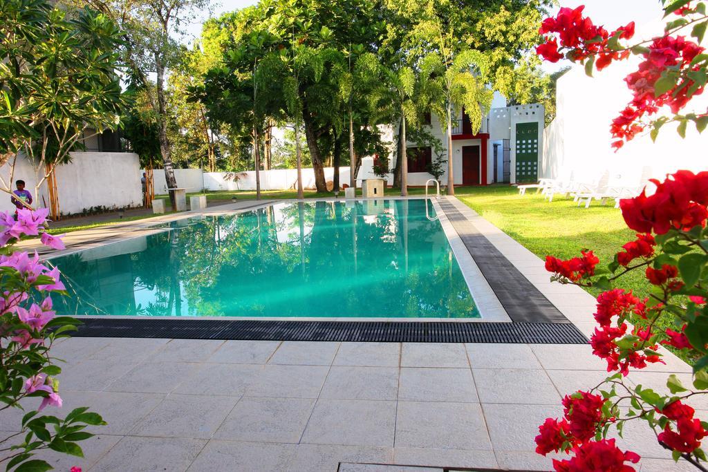 Villa Oak Residencies Kiribathgoda Esterno foto