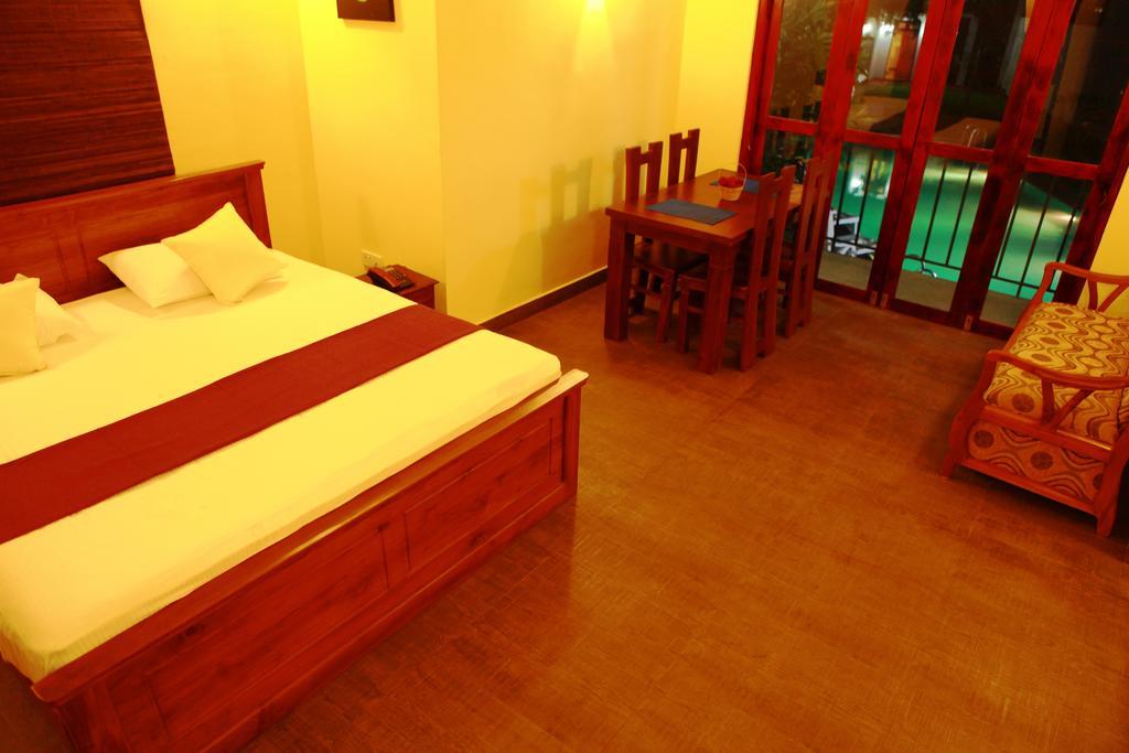 Villa Oak Residencies Kiribathgoda Esterno foto