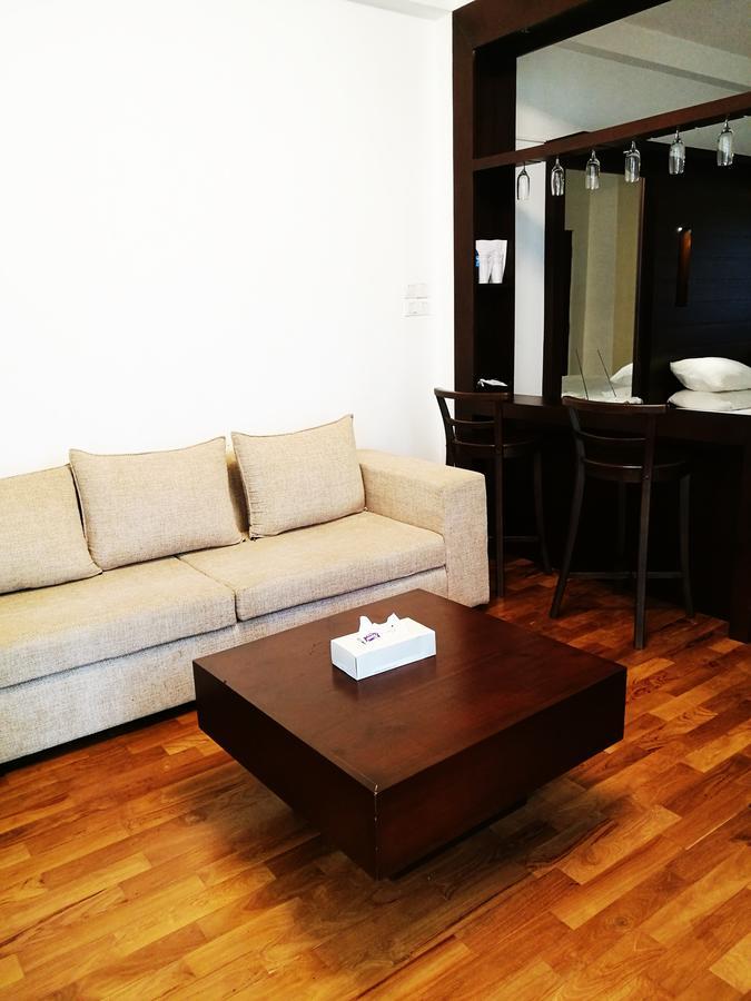 Villa Oak Residencies Kiribathgoda Esterno foto