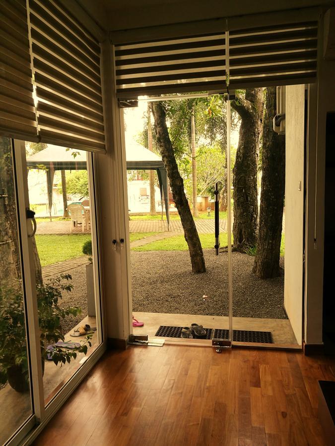 Villa Oak Residencies Kiribathgoda Esterno foto